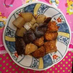 ♥　おつまみに！　こんにゃく＆練り物の煮物　♥